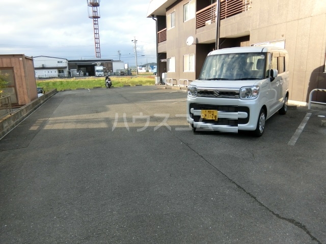 25/30 駐車場