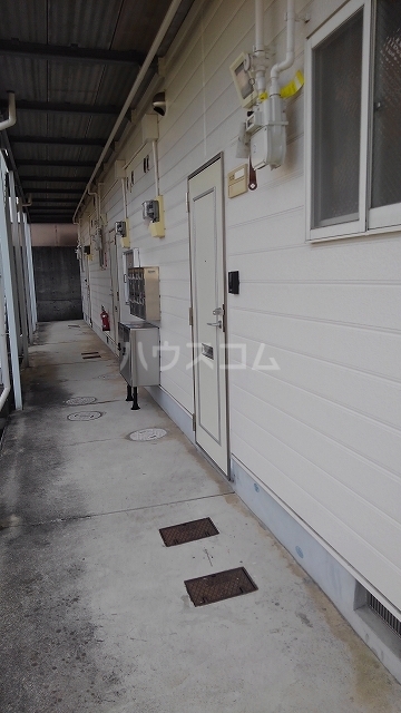 14/20 エントランス