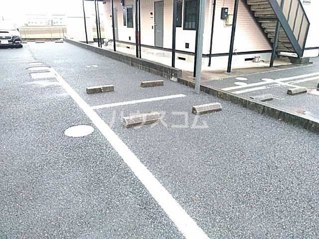 12/13 駐車場