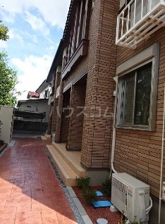 13/20 エントランス