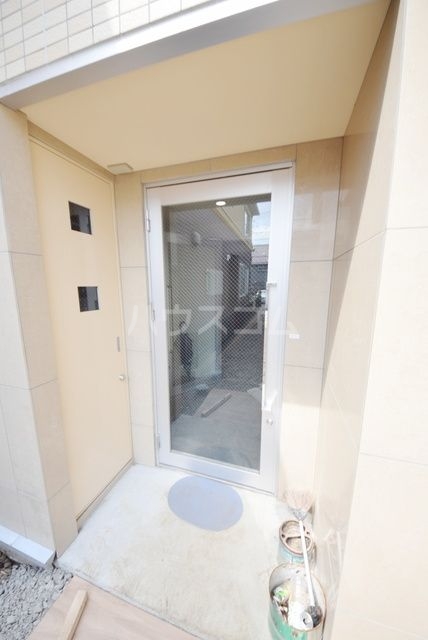 2/5 エントランス