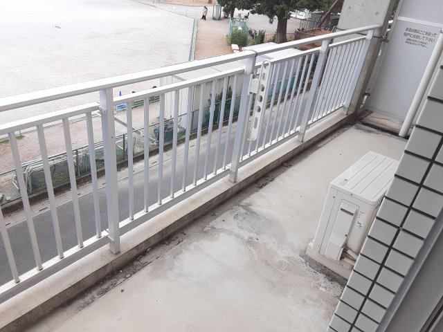 20/30 バルコニー