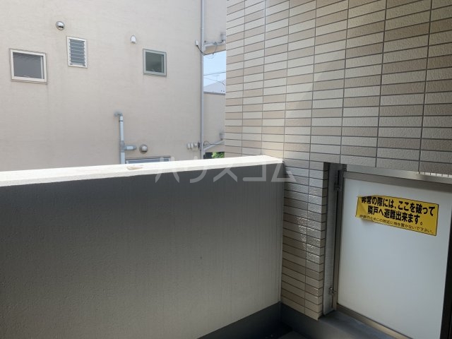 15/26 バルコニー