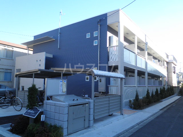 19/25 エントランス