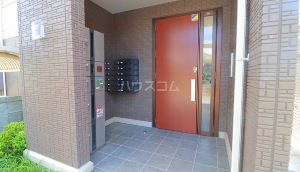 15/21 エントランス