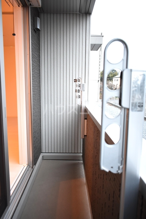 13/23 バルコニー