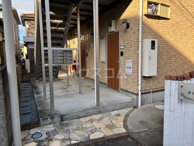 29/30 エントランス