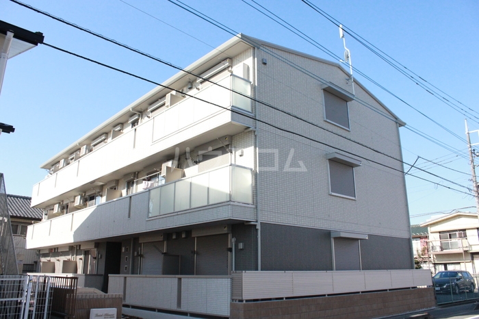 14/23 エントランス