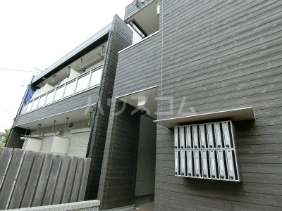 18/20 エントランス