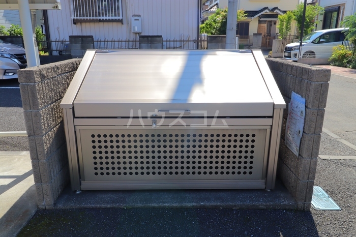 15/18 エントランス