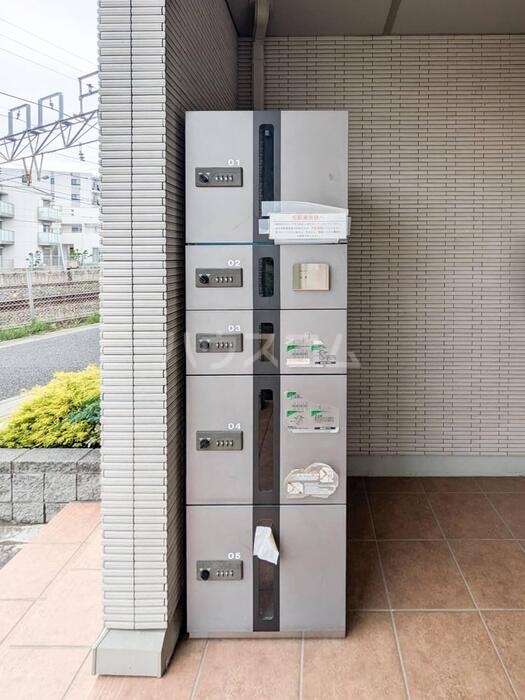 14/25 エントランス