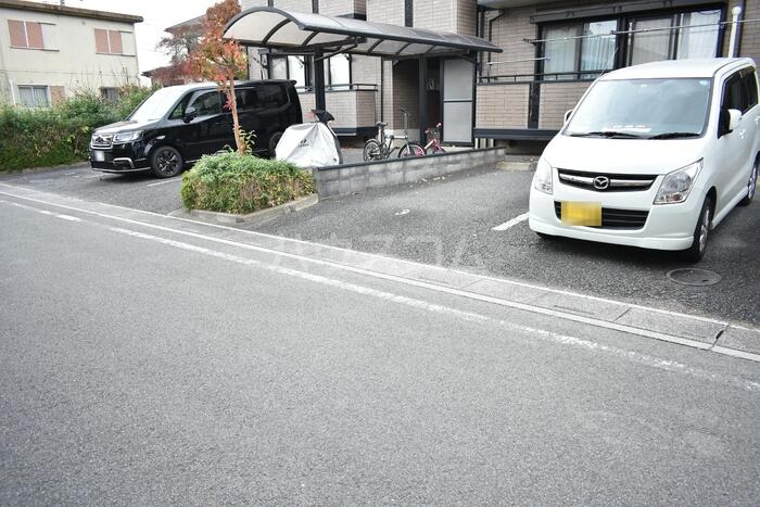 3/7 駐車場