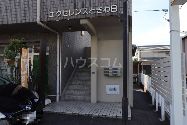 17/26 エントランス