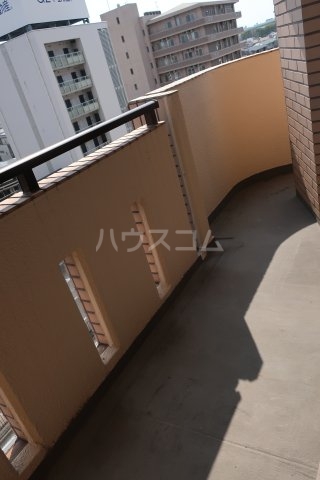 21/30 バルコニー