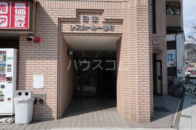 29/30 エントランス