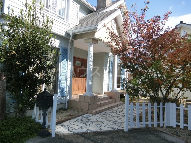 28/30 エントランス