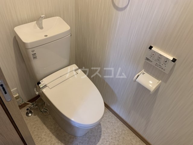 18/30 トイレ