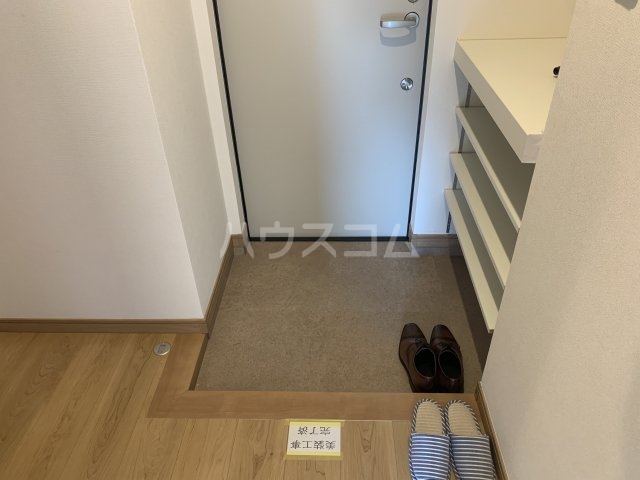 13/30 玄関