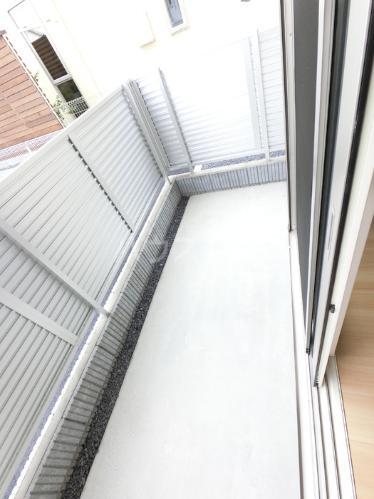 13/20 バルコニー
