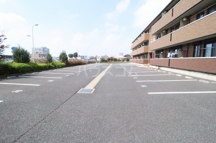 19/20 駐車場