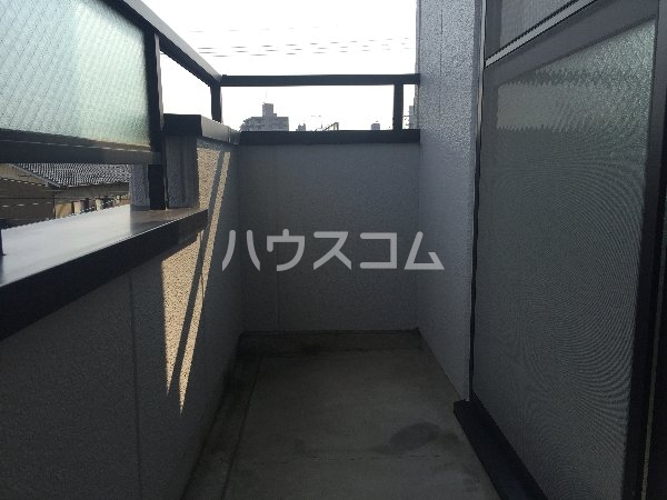 15/28 バルコニー