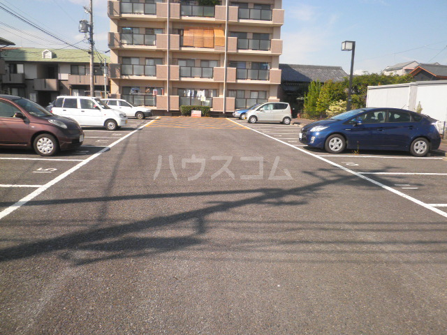 24/30 駐車場