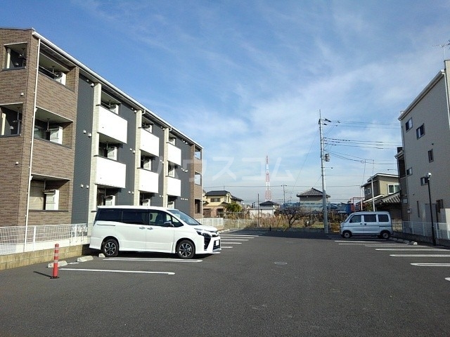 14/15 駐車場