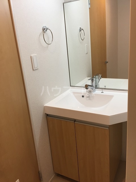 16/28 洗面