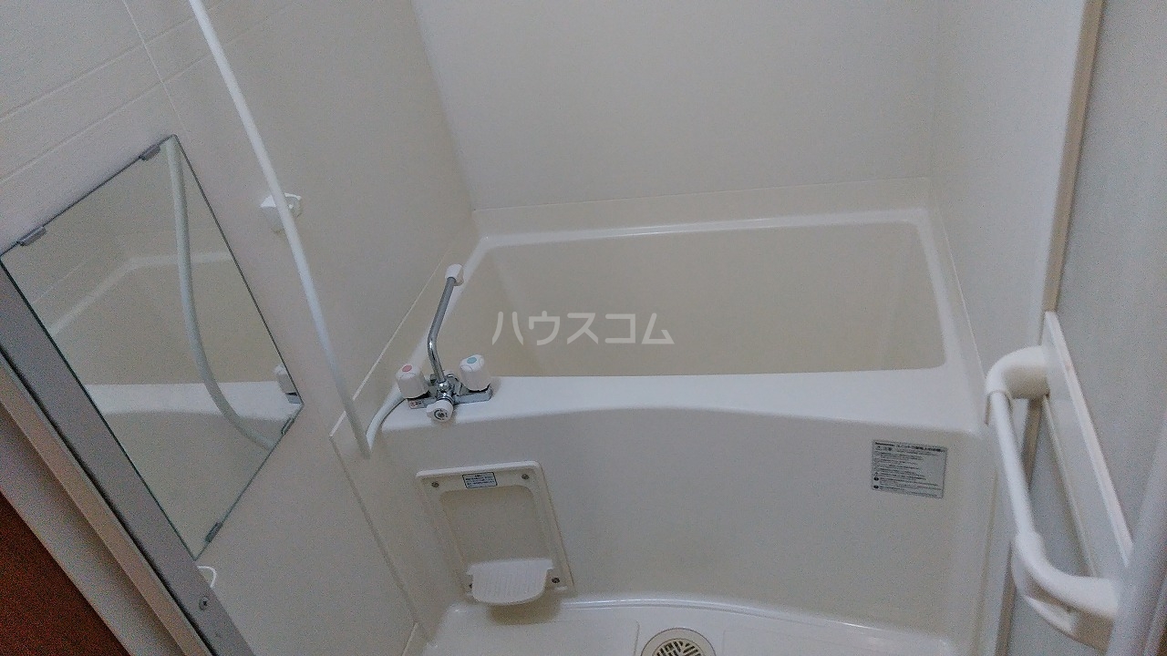 13/30 浴室