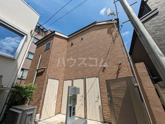 2/4 外観