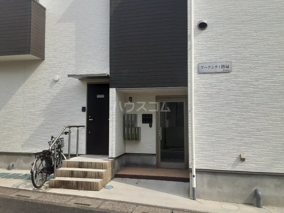 14/16 エントランス