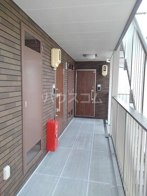 14/20 エントランス