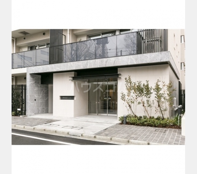 17/22 エントランス