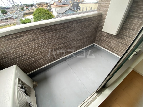 23/30 バルコニー