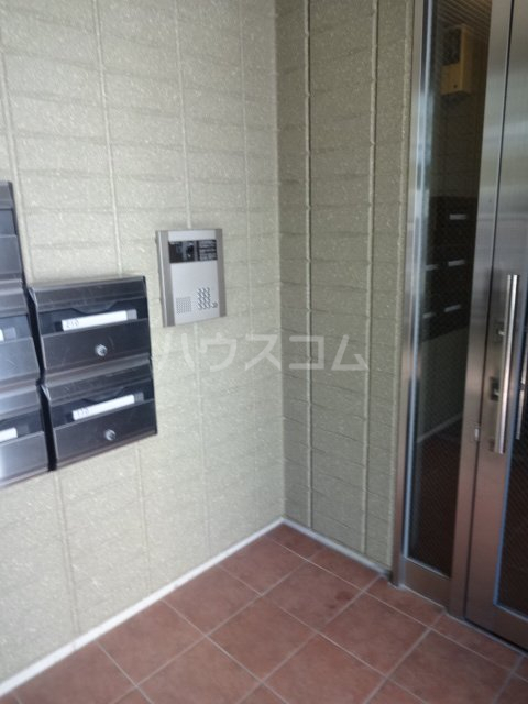 2/11 エントランス