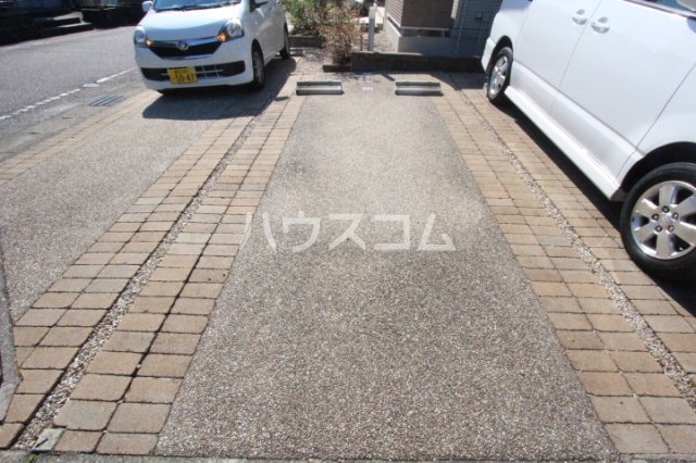 29/30 駐車場