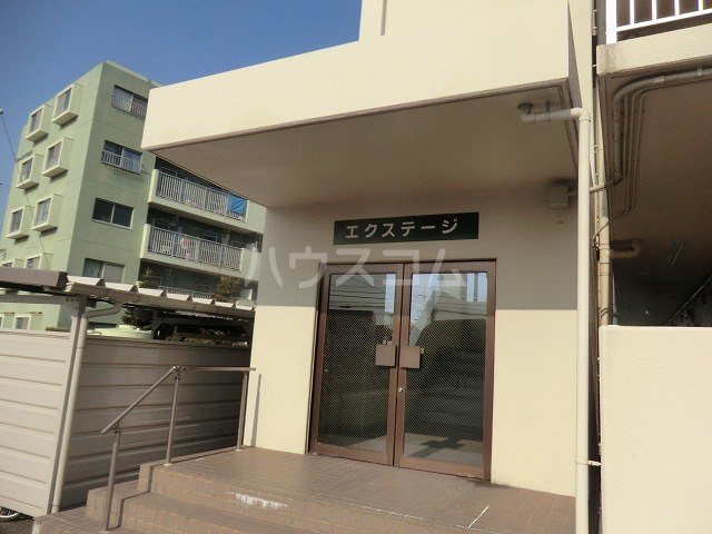 21/30 エントランス