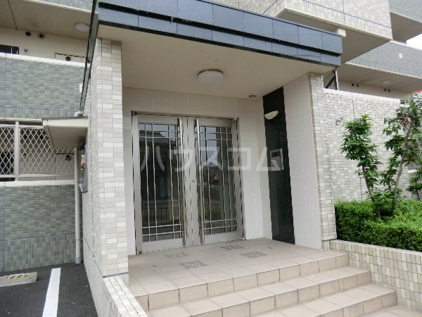 19/29 エントランス