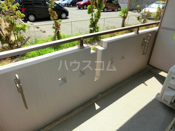 13/18 バルコニー