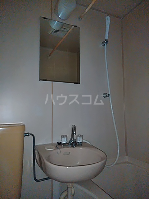 13/30 洗面