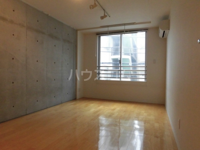 15/30 バルコニー