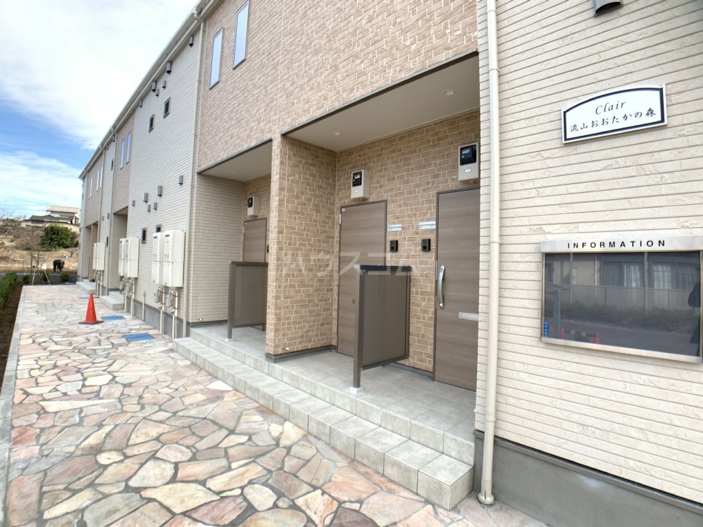 2/4 エントランス