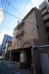 16/27 エントランス