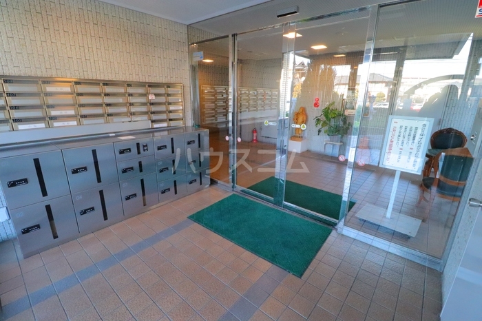 16/26 エントランス