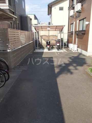 21/25 駐車場