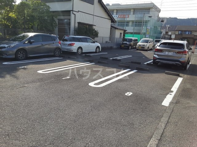 22/25 駐車場