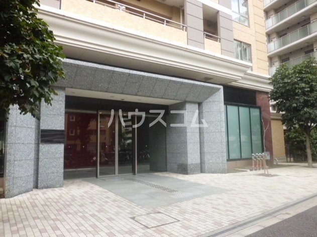 3/4 エントランス