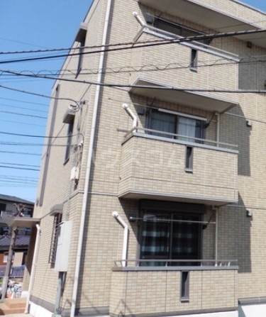 15/19 エントランス