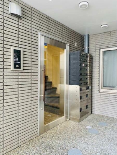 19/22 エントランス