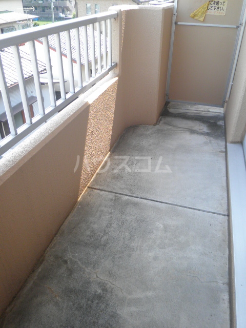 15/20 バルコニー